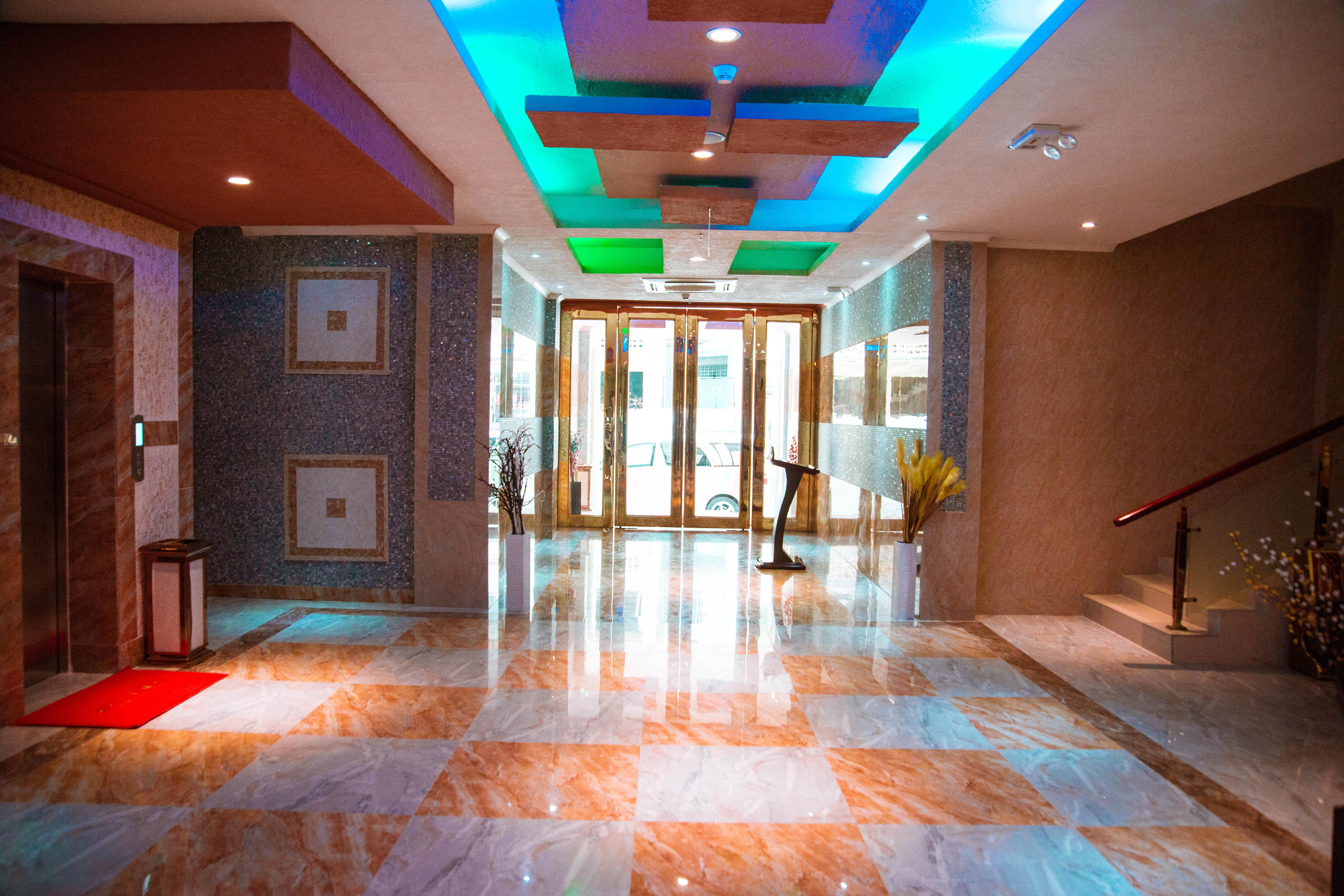 Tiffany Diamond Hotels Ltd - Makunganya Dar es Salaam Exteriör bild