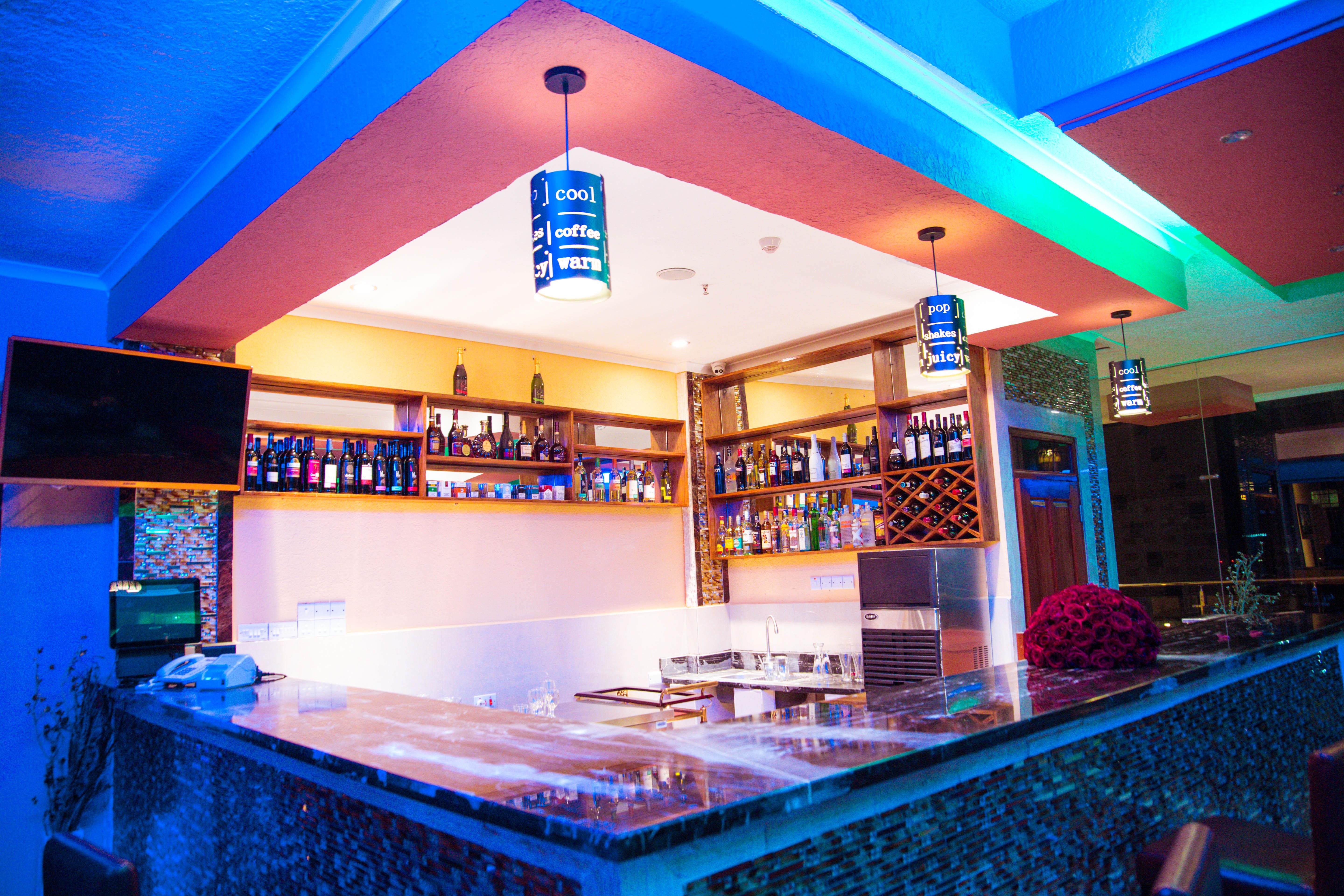 Tiffany Diamond Hotels Ltd - Makunganya Dar es Salaam Exteriör bild