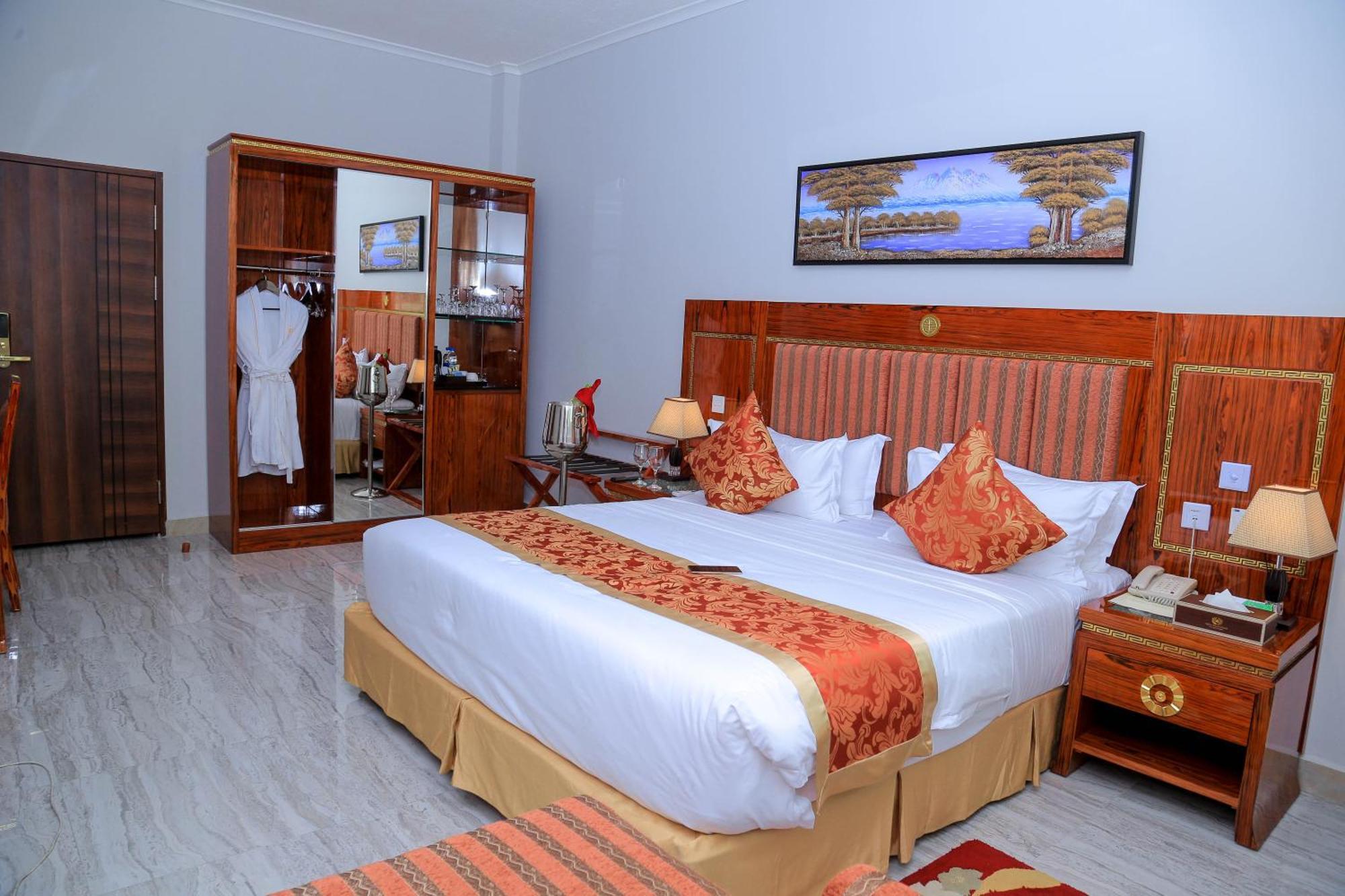 Tiffany Diamond Hotels Ltd - Makunganya Dar es Salaam Exteriör bild