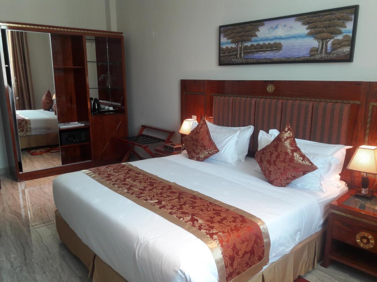 Tiffany Diamond Hotels Ltd - Makunganya Dar es Salaam Exteriör bild